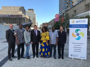 Manager spécialiste en passation des marchés - Photo officielle
