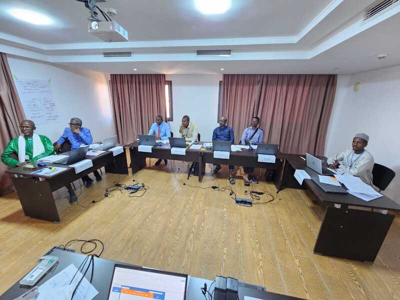 Suivi-évaluation des projets et programmes, Marrakech, 2024, En classe