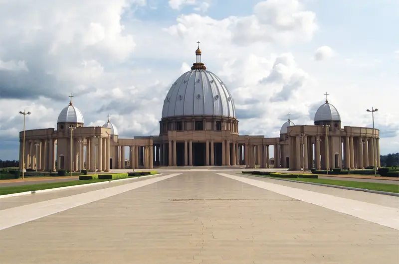 Notre-Dame-de-la-Paix, Abidjan, Côte d'Ivoire